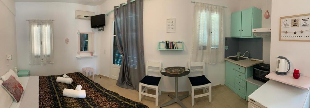 Michael'S Garden Aparthotel Sidari  Exterior photo
